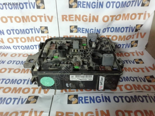 OPEL MOKKA SİGORTA KUTUSU 95263750