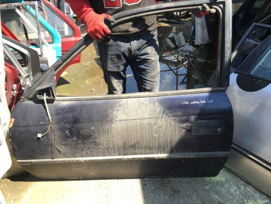 Opel Astra Tek Kapı Sol Kapı İç-Dış Açma Kolu Kapı Çıtası