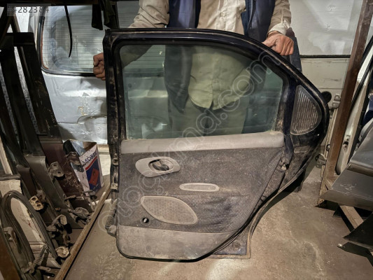 FORD MONDEO SAĞ ARKA KAPI DÖŞEMESİ 93-00 MODEL