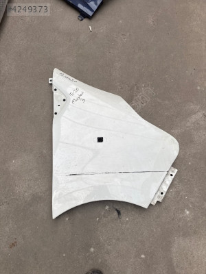 Renault master 3 sağ ön Çamurluk beyaz 2015 2020