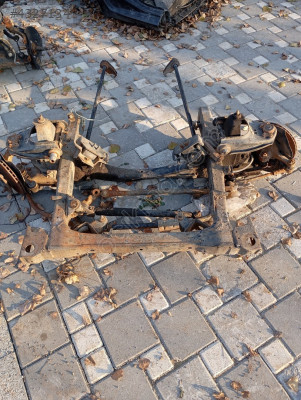 Toyota Hilux alt takım