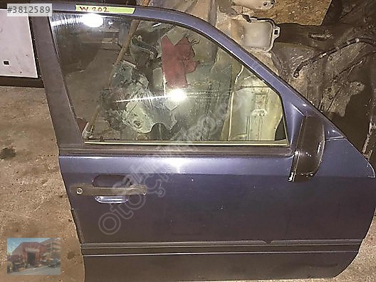 MERCEDES W202 C-SERİSİ ORJİNAL SAĞ ÖN KAPI (HATASIZ)