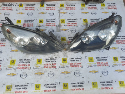 OPEL ZAFİRA B SAĞ SOL FAR ÇIKMA SÖKME YEDEK PARÇA