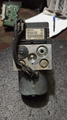 0273004270 PEUGEOT 406 ABS BEYNİ