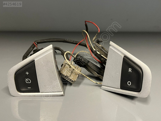 Orjinal Renault Fluence Direksiyon Düğmesi - Oto Çıkma Parça