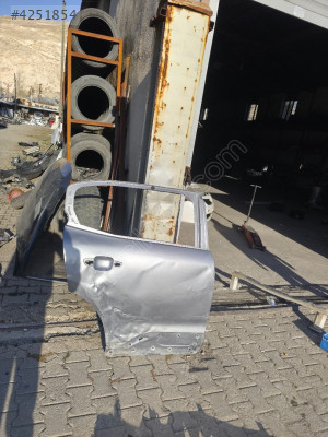 Citroen across C5 sağ arka kapı 2019 2024