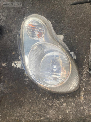 Daihatsu Sirion sağ far 2000-2005