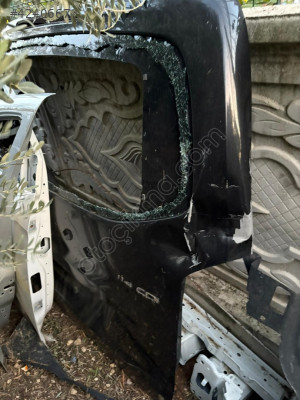 Mercedes Vito 2018 model bagaj kapağı