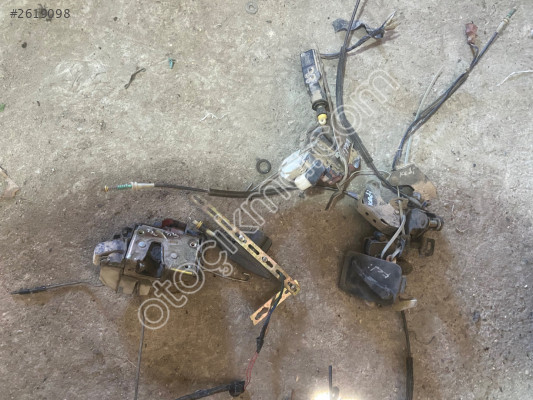 Caddy mk2 kapı kilidi