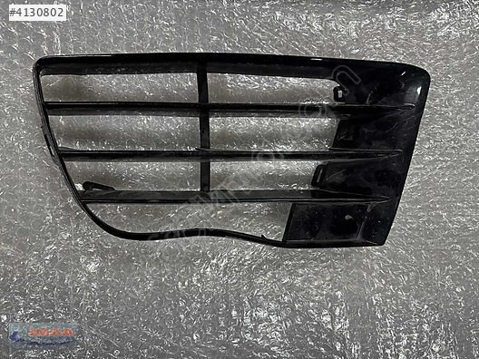 1K8853665D VW SCİROCCO R SOL TAMPON IZGARASI ORİJİNAL ÇIKMA