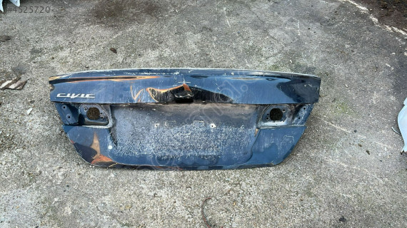 HONDA CİVİC ARKA BAGAJ KAPAĞI