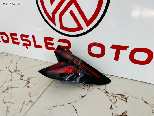 Hyundai Tucson sağ arka stop lambası (ledsiz)