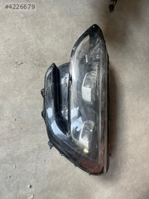 260601197R Renault Megane 4 icon Sol Ön Far (camda kırık var)