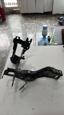 bmw g30 far yuva sacı sol