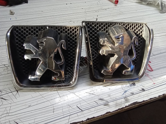 Peugeot 307 Panjur Arması Orijinal 9634014777