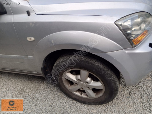 KİA SORENTO EX 4X4 SAĞ ÖN ÇAMURLUK ORJINAL ÇIKMA