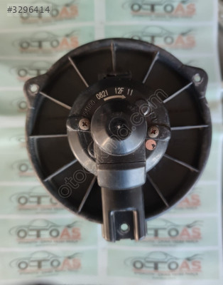 TOYOTA YARİS KALORİFER FAN MOTORU  194000-0821