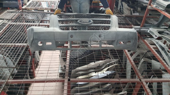 ford transit 07/13CİFT TEKER  ÖN TAMPON SEFALILAR OTO CIKMA