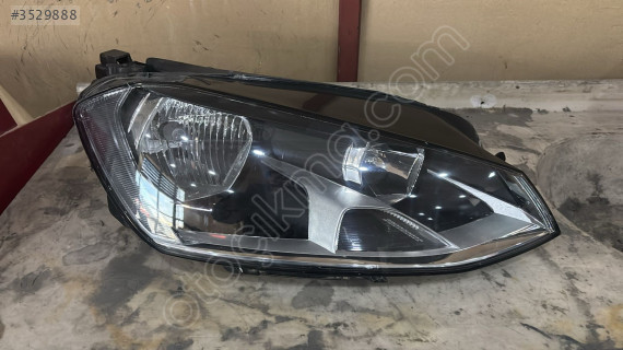 VOLKSWAGEN GOLF 7 HALOJEN SAĞ FAR