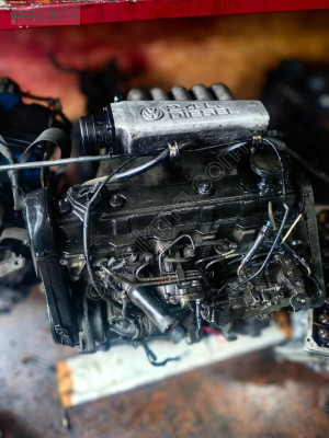 Transporter 2.4 komple motor