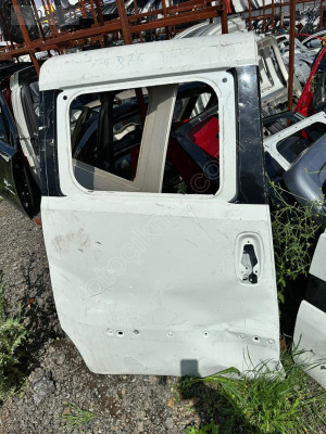 FİAT DOBLO SAĞ ARKA SÜRGÜLÜ KAPI ORJİNAL  ÇIKMA PARÇA