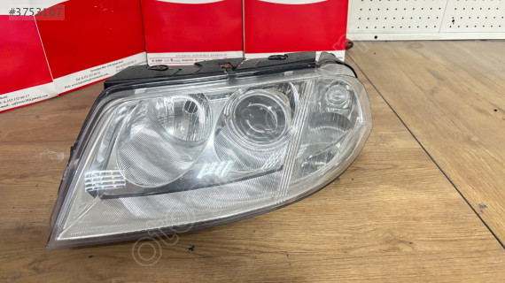 Volkswagen Passat B5,5 01-05 Sol Far 1EL008350 01