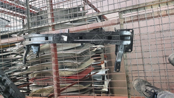 SKODA KAROQ ÖN TAMPON DEMİRİ