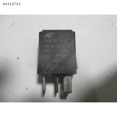 Volkswagen Passat Audi Röle 7M0951253C 95VW10K705EA