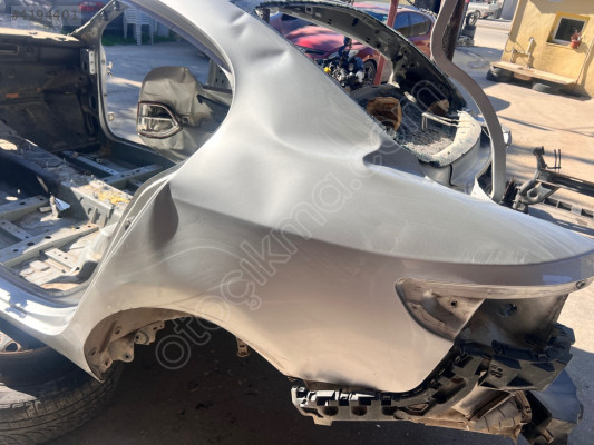 RENAULT FLUENCE KESME ARKA SOL ÇAMURLUK ÇIKMA BOYASIZ