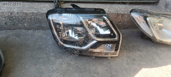 Dacia Duster sağ düz far
