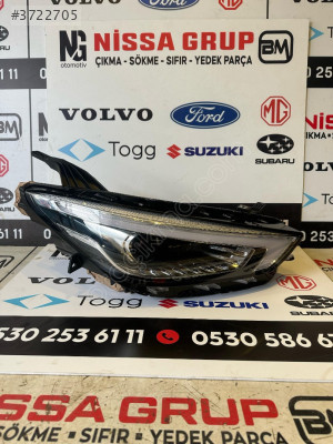 MG ZS SAĞ FAR ORJİNAL ÇIKMA YEDEK PARÇA