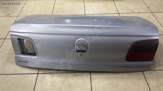 OPEL OMEGA BAGAJ KAPAĞI