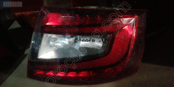 2018 SKODA OCTAVİA SAĞ ARKA STOP ÇIKMA