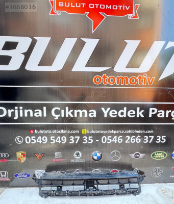 Audi Q3 S Line Ön Tampon Orta Izgara - Parça No: 83A807663A