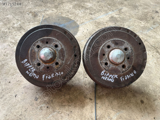 PEUGEOT BİPPER SAĞ-SOL ARKA KAMPANA MONTECAR 2