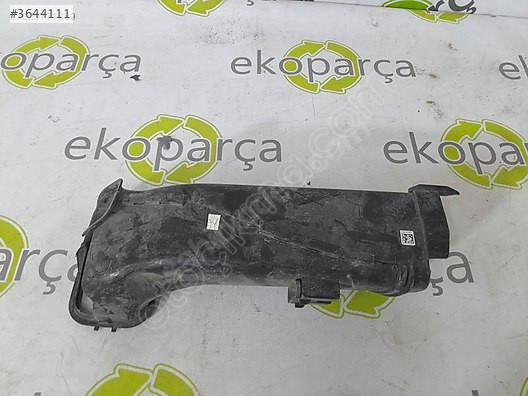 BMW 3 SERİSİ 2019 2023 G20 HAVA GİRİŞ KANALI 13748635103