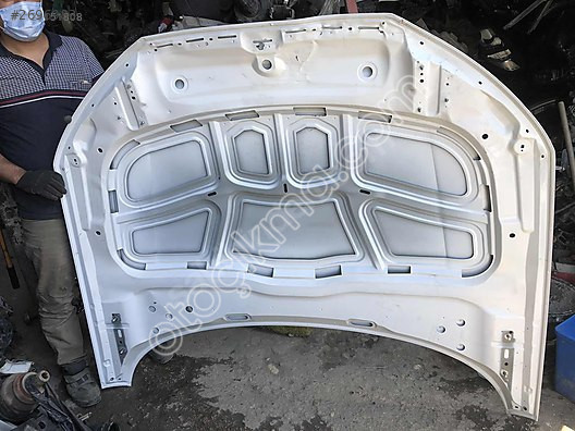 2017 Audi a4 ön kaput