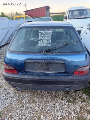 Citroen Saxo bagaj kapağı