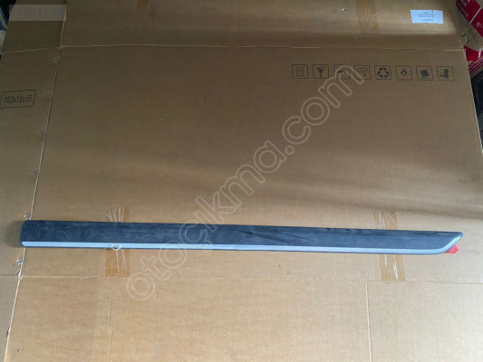 SKODA YETİ SOL ÖN KAPI ÇITASI NİKELAJLI 5L0853517B ÇAĞRI OTO