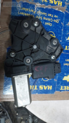 Opel Corsa D Çıkma Cam Motoru