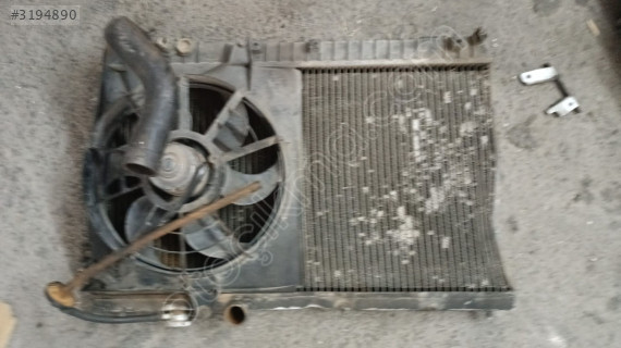 25310-28252 HYUNDAİ ELENTRA GLS 1.6 SU RADYATÖRU