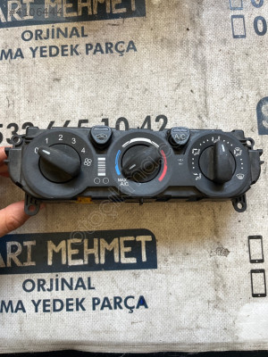 ÇIKMA FORD TRANSİT GK2T-19980-CE GK2T19980CE KLİMA KONTROL PANELİ