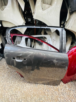 Citroen C5 Aırcros çıkma arka sağ kapı