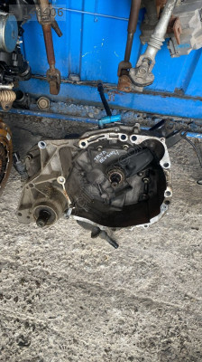 RENAULT THALİA 1.2 ŞANZIMAN OTO FEDAİ