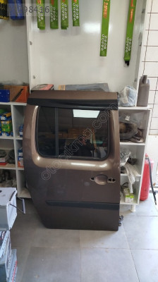 Kango 3-4 sağ sürgü kapı otomatik camlı