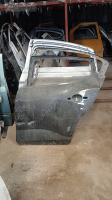 dacia sandero sol arka kapı