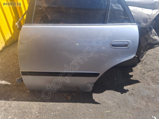 TOYOTA COROLLA SOL ARKA KAPI 99 2001 ÇIKMA