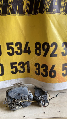 Bmw E90 kapı kilidi