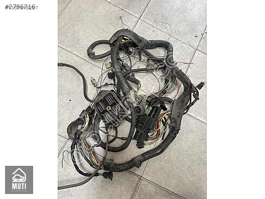 Peugeot 306 motor elektrik tesisatı sökme