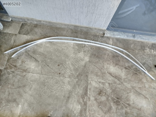 MERCEDES E250 SAĞ SOL TAVAN ÇITASI